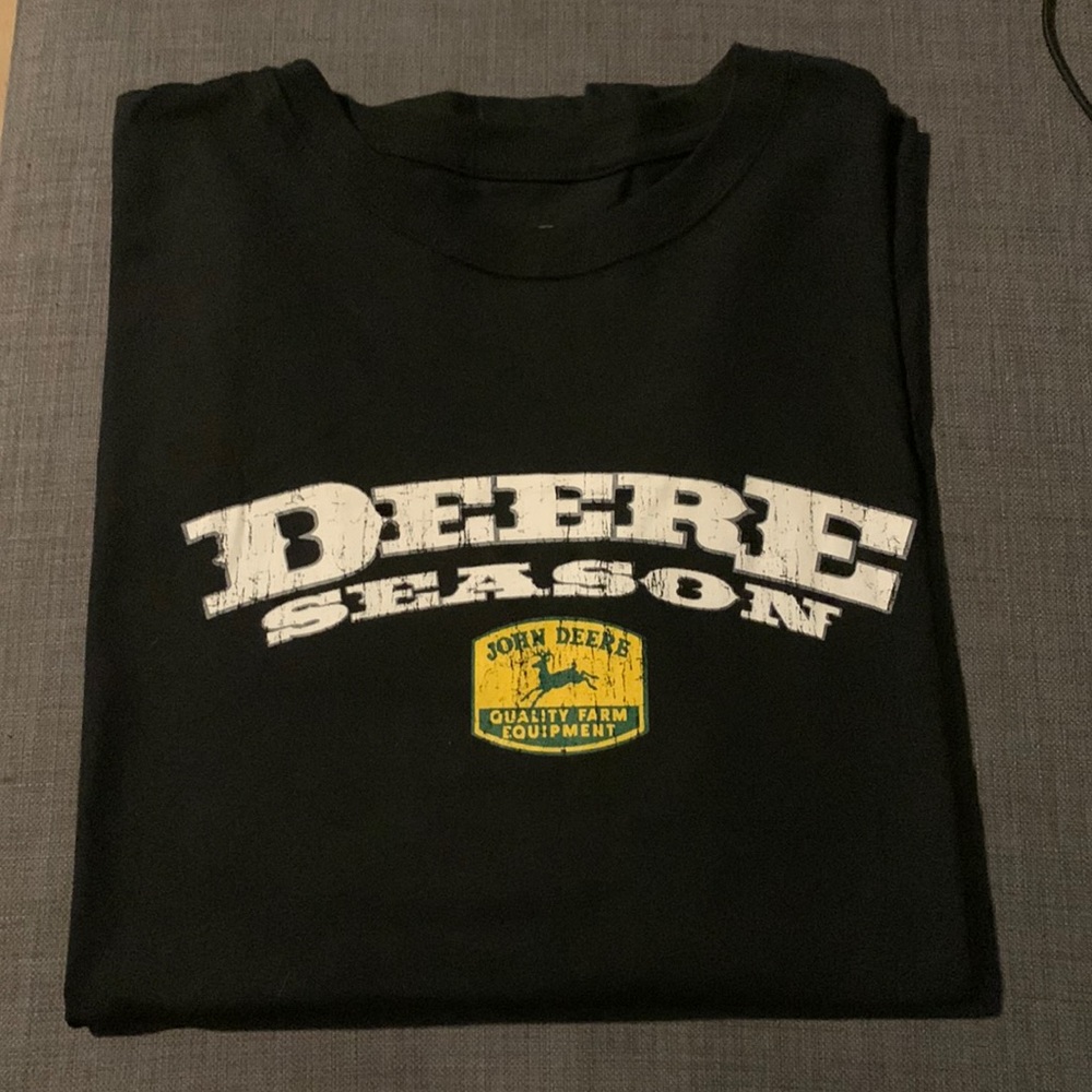 John Deere Short Sleeve T-Shirt Size XXL NWT